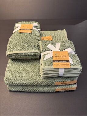 8pc ECOEXISTENCE Bamboo Zero Twist Loops Bath Towel Set - Oil Green